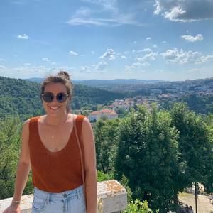 Meet your Posher, Marina